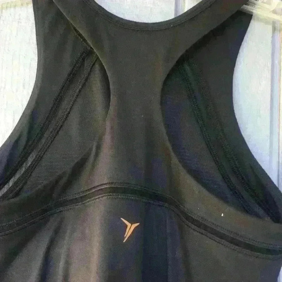 Old Navy Black Active Top - Picture 4 of 4